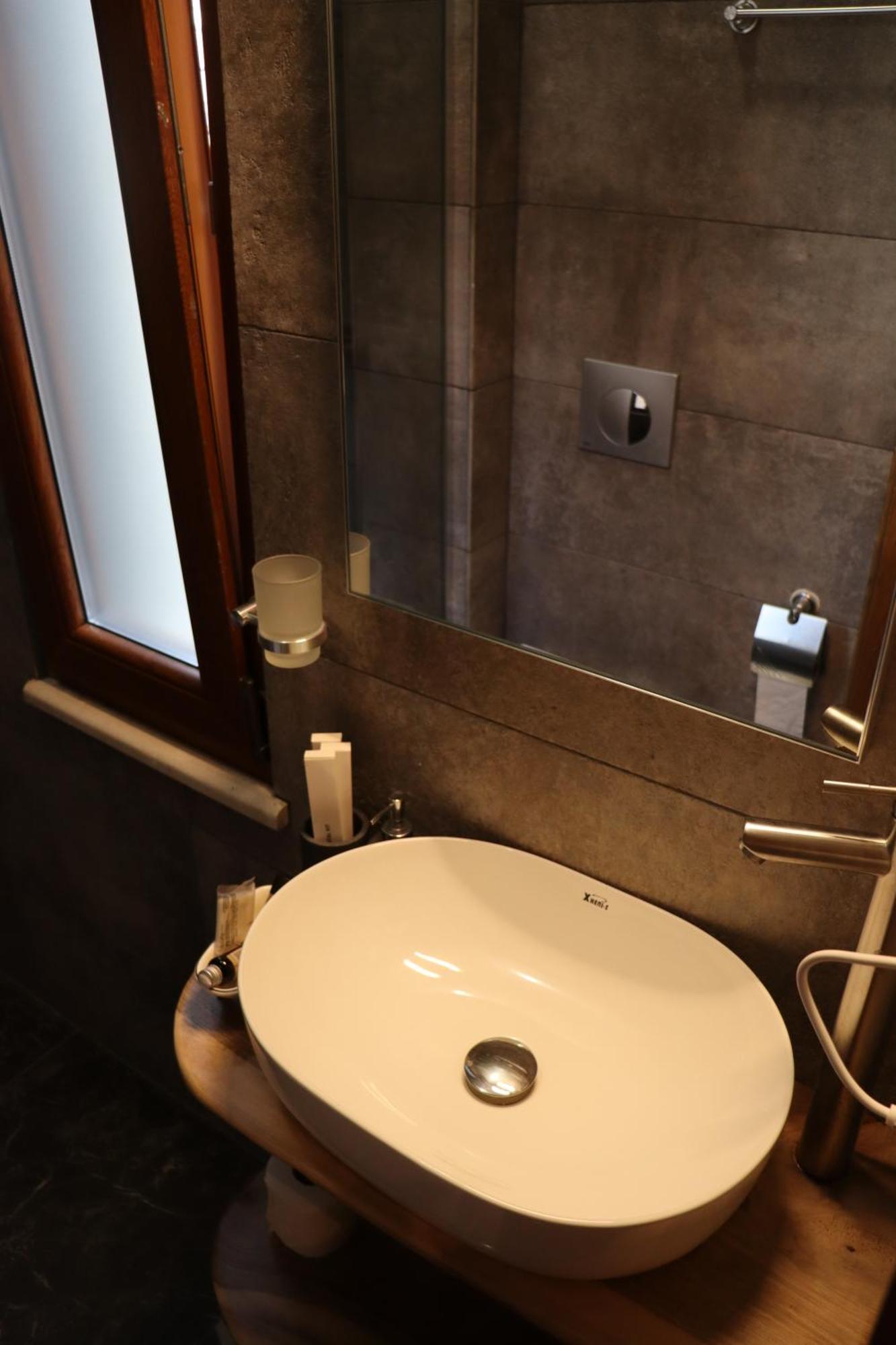 Velar Hotel Boutique Korce Habitación foto